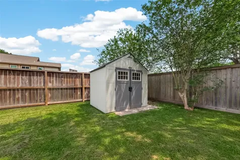1925 Winding Creek Drive Pearland TX 77581