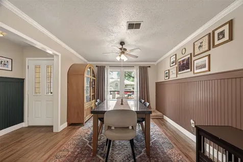 1925 Winding Creek Drive Pearland TX 77581
