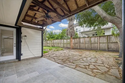 5209 Evergreen Street Bellaire TX 77401