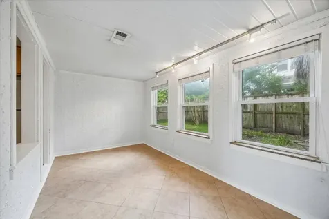 5209 Evergreen Street Bellaire TX 77401