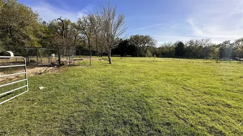 4056 Pecan Lane Madisonville TX 77864