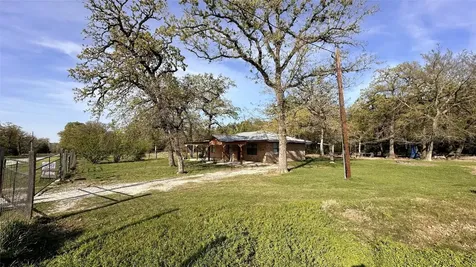 4056 Pecan Lane Madisonville TX 77864