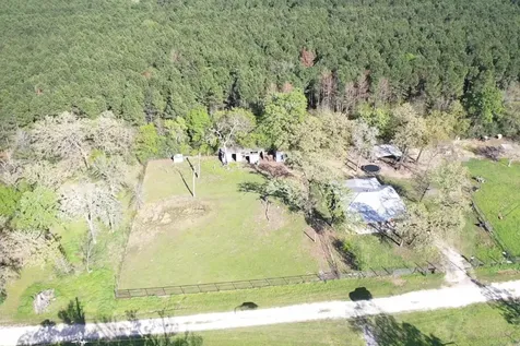 4056 Pecan Lane Madisonville TX 77864
