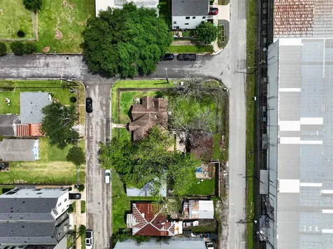 2621 Eastman Street Houston TX 77009