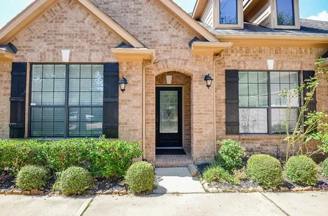 614 Coggins Point Way Sugar Land TX 77479