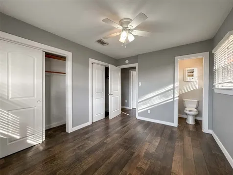 5619 Wood Creek Way Houston TX 77017