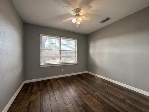 5619 Wood Creek Way Houston TX 77017