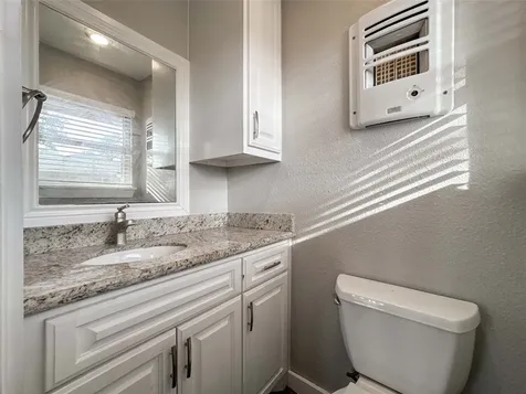 5619 Wood Creek Way Houston TX 77017