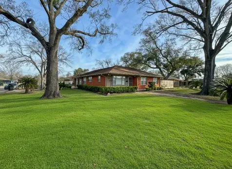 5619 Wood Creek Way Houston TX 77017