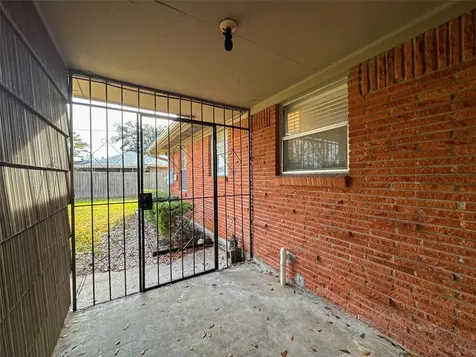 5619 Wood Creek Way Houston TX 77017