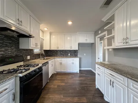 5619 Wood Creek Way Houston TX 77017