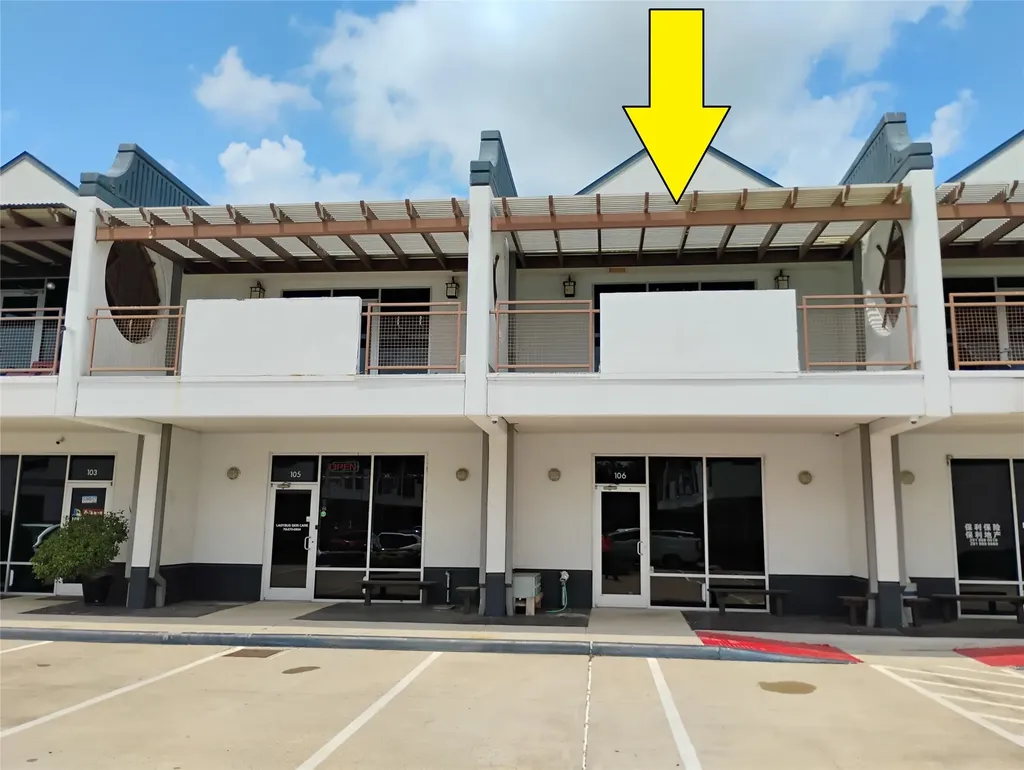 9788 Clarewood Drive 106 Houston TX 77036
