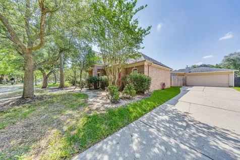 4314 N Pine Brook Way Houston TX 77059