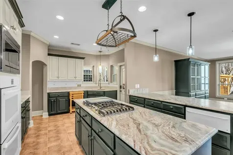 7159 Kingston Cove Lane Willis TX 77318