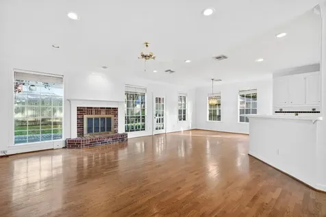 1022 Pinewood Lane Seabrook TX 77586