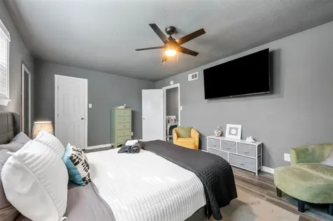 3218 Avenue Q 1/2 Galveston TX 77550