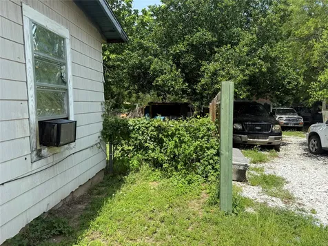 614 Coulter Street Rockdale TX 76567