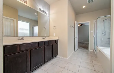 13851 Bonner Bluff Lane Houston TX 77047