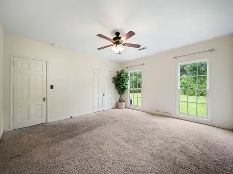 709 Pinetree Lane Lufkin TX 75904
