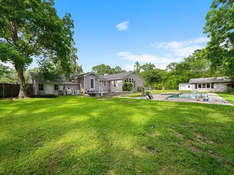 709 Pinetree Lane Lufkin TX 75904
