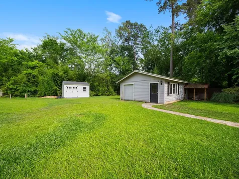 709 Pinetree Lane Lufkin TX 75904