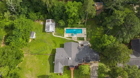 709 Pinetree Lane Lufkin TX 75904