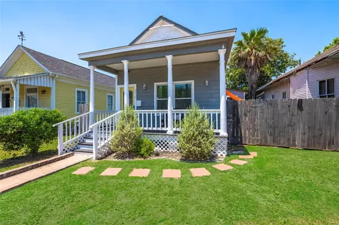 2912 Avenue N 1/2 Galveston TX 77550
