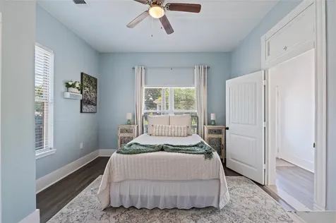 2912 Avenue N 1/2 Galveston TX 77550