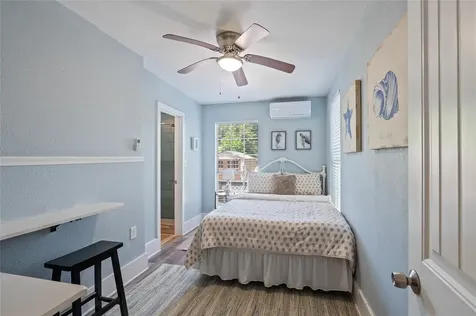 2912 Avenue N 1/2 Galveston TX 77550