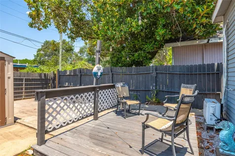 2912 Avenue N 1/2 Galveston TX 77550