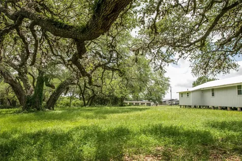 1503 N State Highway 237 Round Top TX 78954