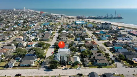 2202 31st Street Galveston TX 77550