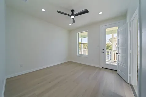 2202 31st Street Galveston TX 77550