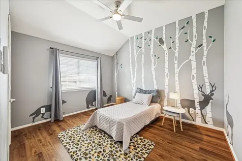 7531 S Linpar Court Houston TX 77040