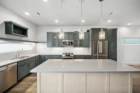 6809 Troya Lane Houston TX 77092