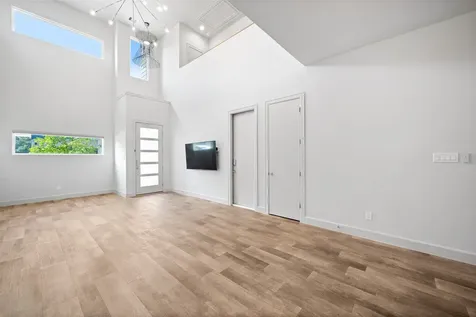 6809 Troya Lane Houston TX 77092