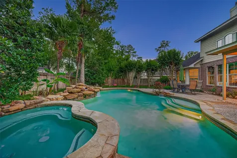 10 Mirror Ridge Drive The Woodlands TX 77382