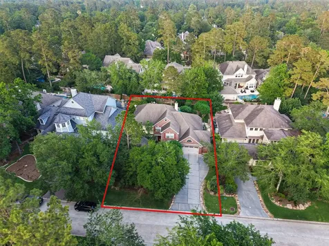 10 Mirror Ridge Drive The Woodlands TX 77382
