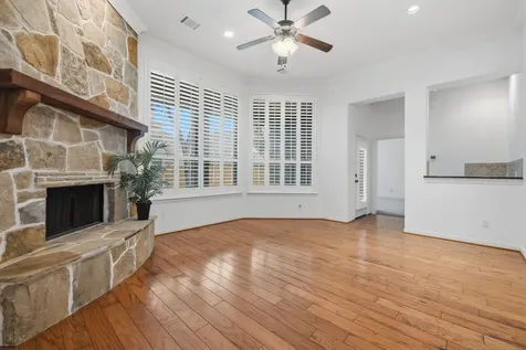 7 Woodmoor Place Magnolia TX 77354
