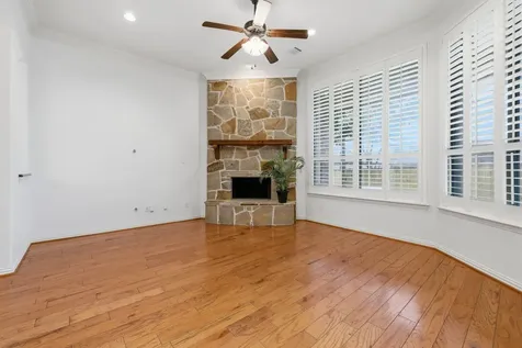 7 Woodmoor Place Magnolia TX 77354
