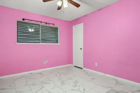 2621 16th Avenue N Texas City TX 77590