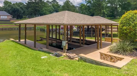 13907 Jbk Memorial Drive Willis TX 77318