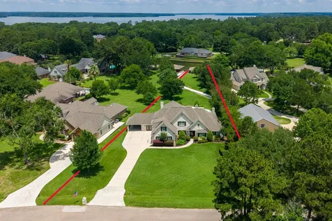 13907 Jbk Memorial Drive Willis TX 77318