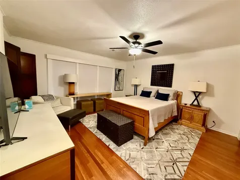 922 Hector Avenue Pasadena TX 77502