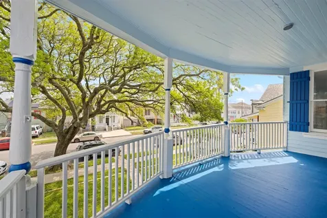 1718 Ursuline Galveston TX 77550