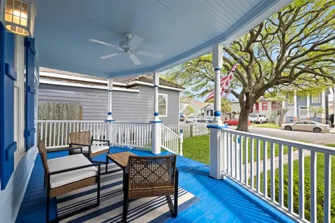 1718 Ursuline Galveston TX 77550