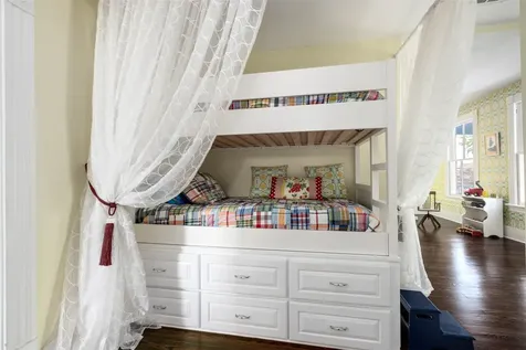 1718 Ursuline Galveston TX 77550