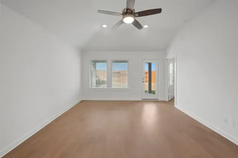 30914 Newcomb Landing Lane Waller TX 77484