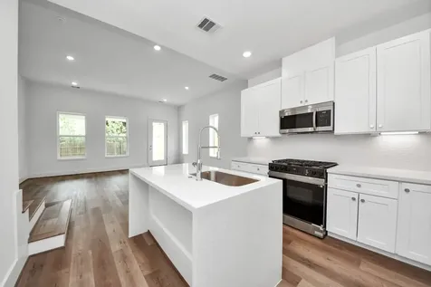 5612 Bertellis Lane Houston TX 77091