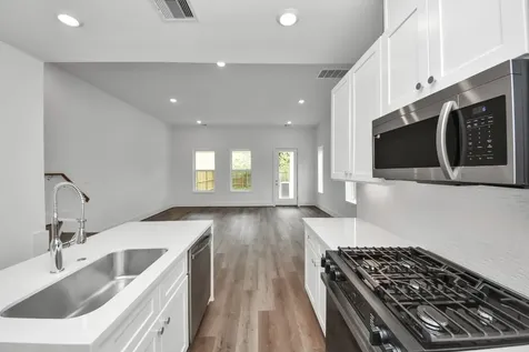 5612 Bertellis Lane Houston TX 77091